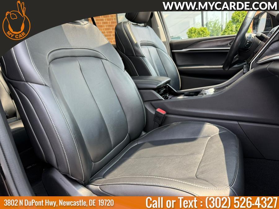used 2022 Jeep Grand Cherokee car, priced at $33,104