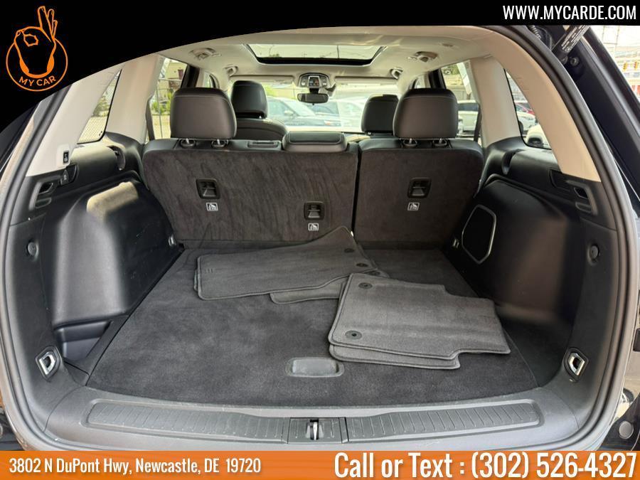 used 2022 Jeep Grand Cherokee car, priced at $31,407