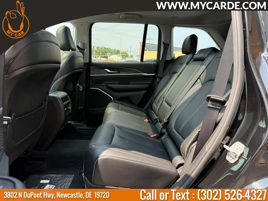 used 2022 Jeep Grand Cherokee car, priced at $33,104