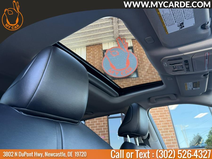 used 2023 Toyota Highlander car, priced at $36,503