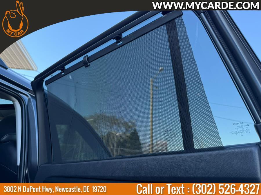used 2023 Toyota Highlander car, priced at $36,503