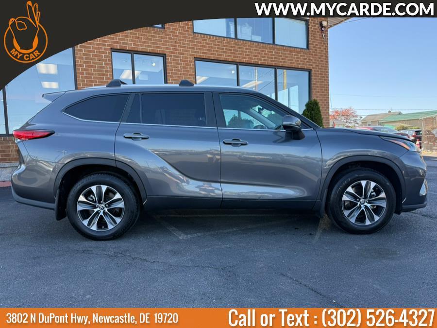 used 2023 Toyota Highlander car, priced at $36,503