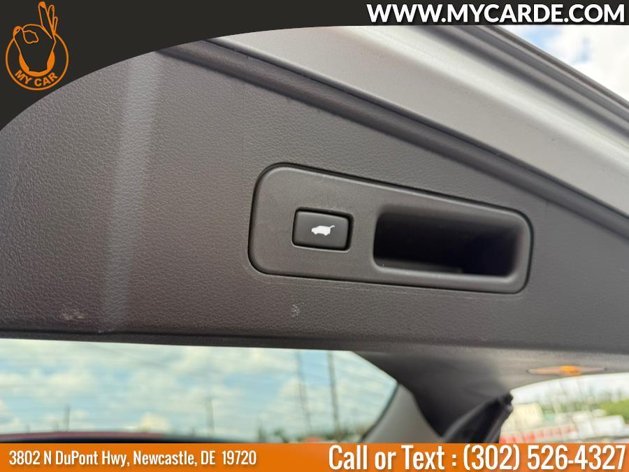 used 2018 Acura MDX car, priced at $21,851
