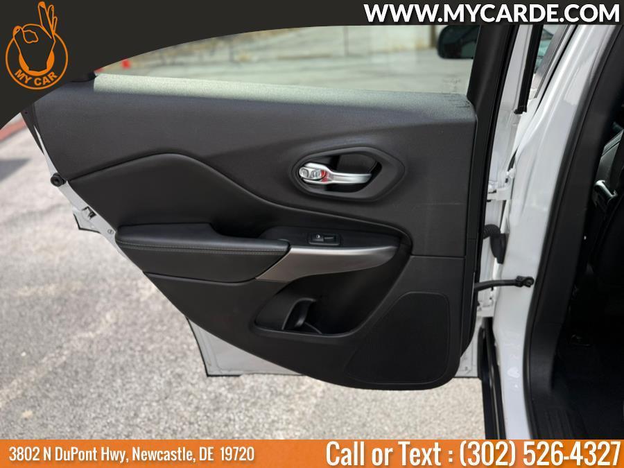 used 2020 Jeep Cherokee car, priced at $15,830