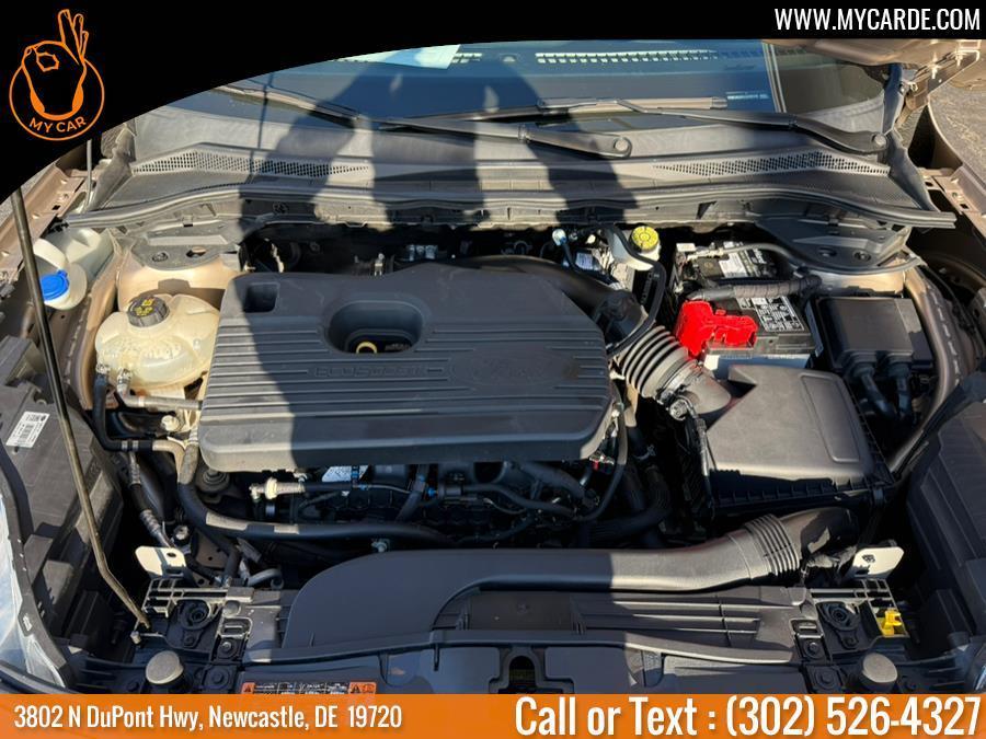 used 2020 Ford Escape car, priced at $13,924