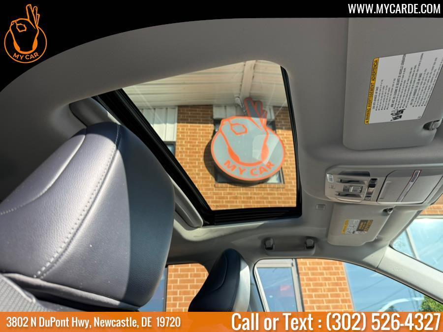 used 2021 Toyota Highlander car, priced at $32,460