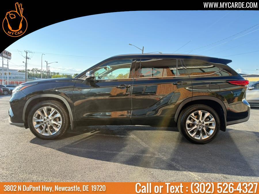 used 2021 Toyota Highlander car, priced at $32,460