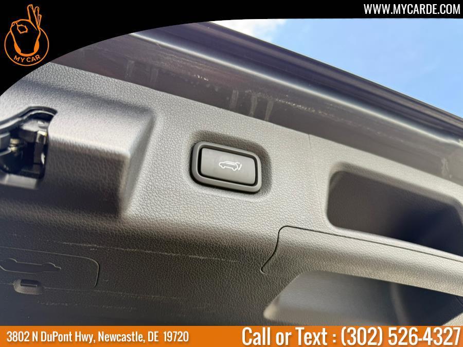 used 2022 Hyundai Santa Fe car, priced at $22,418