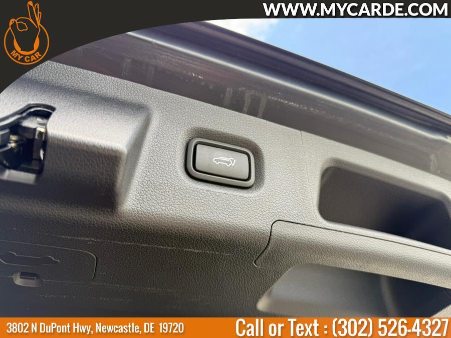 used 2022 Hyundai Santa Fe car, priced at $23,223