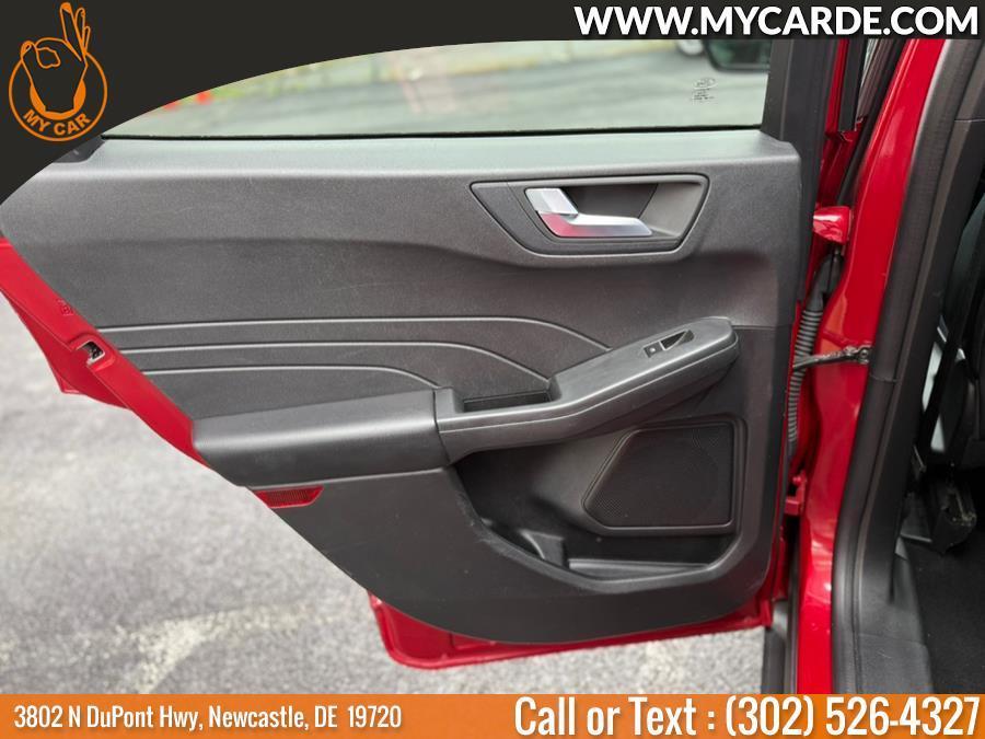used 2023 Ford Escape car, priced at $16,915