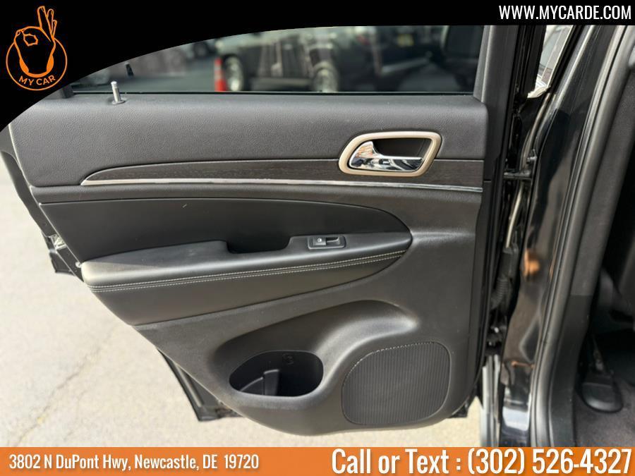 used 2017 Jeep Grand Cherokee car, priced at $17,418