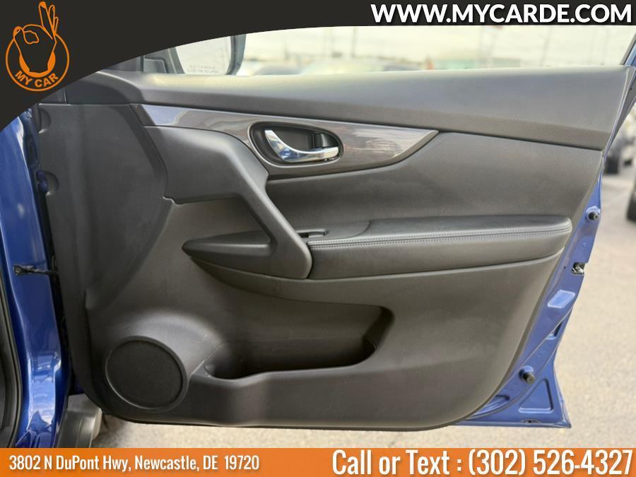 used 2020 Nissan Rogue car, priced at $17,141