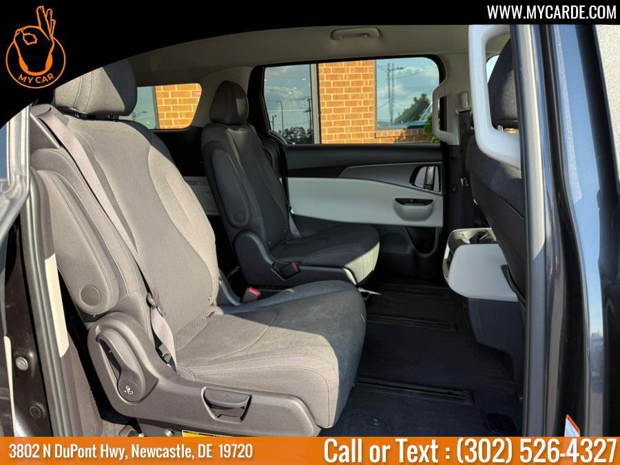 used 2023 Kia Carnival car, priced at $23,970