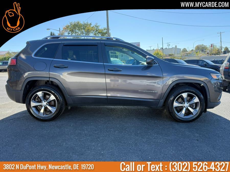 used 2020 Jeep Cherokee car, priced at $16,324