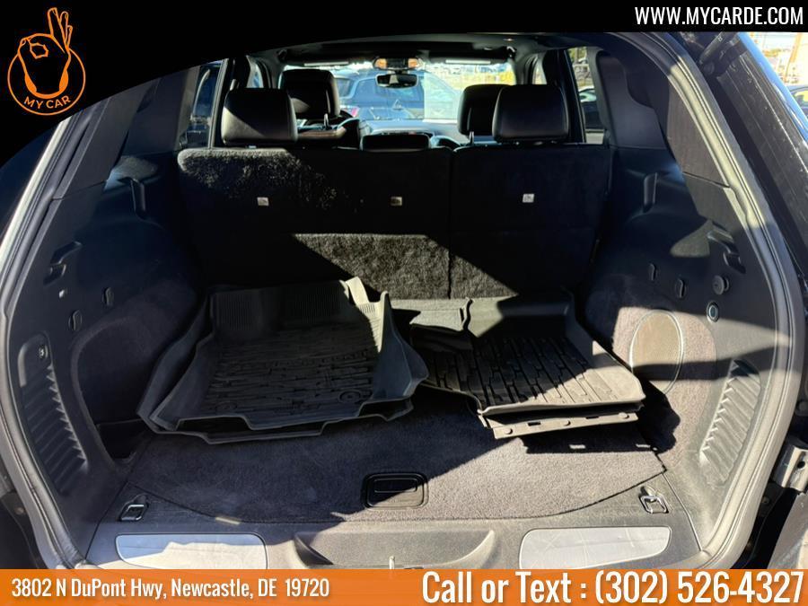 used 2020 Jeep Grand Cherokee car, priced at $22,320