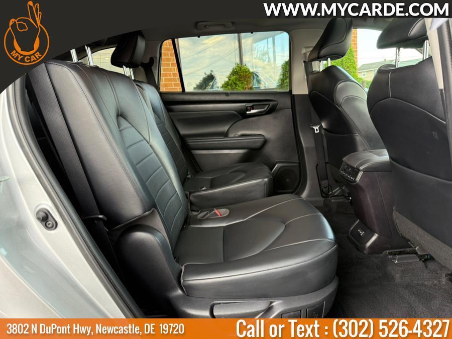used 2022 Toyota Highlander car, priced at $30,444