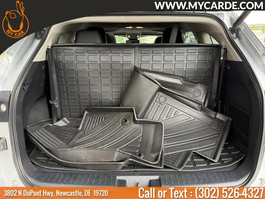 used 2022 Toyota Highlander car, priced at $30,444