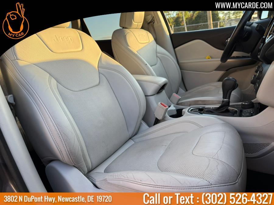 used 2020 Jeep Cherokee car, priced at $16,490