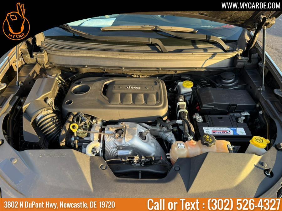 used 2020 Jeep Cherokee car, priced at $16,490