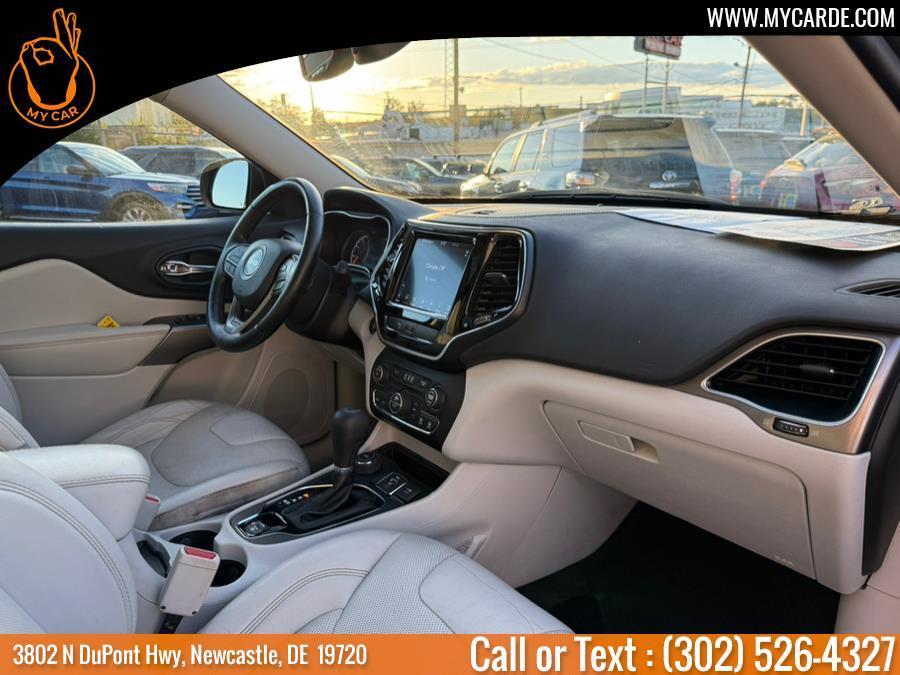 used 2020 Jeep Cherokee car, priced at $16,490