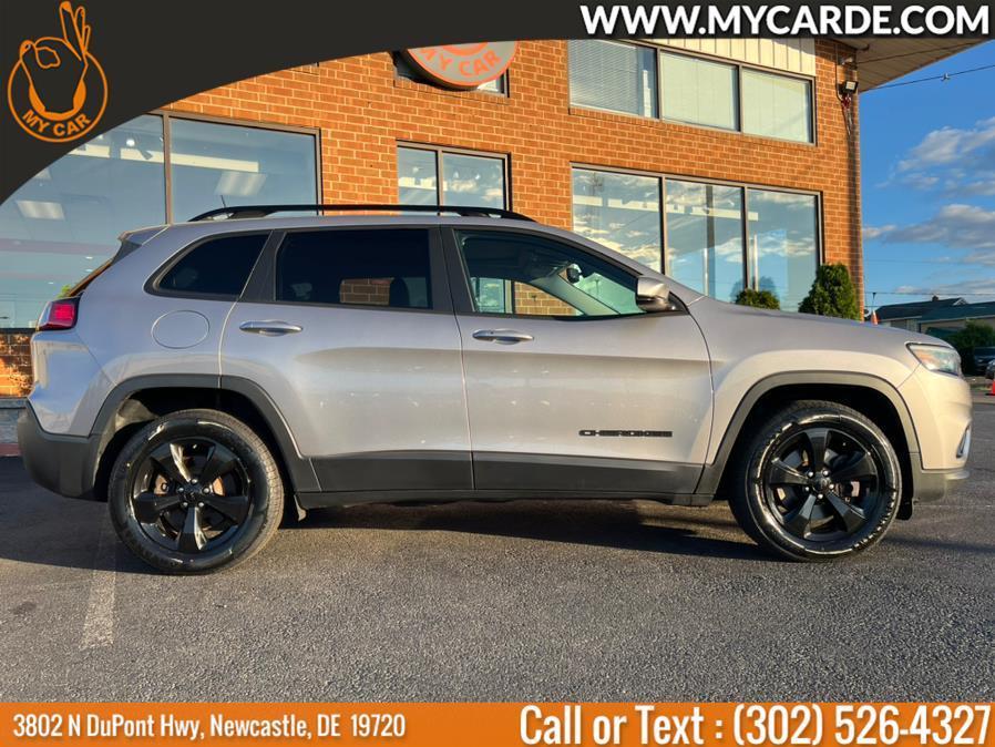 used 2019 Jeep Cherokee car, priced at $15,383