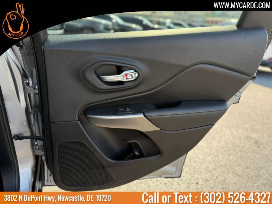 used 2021 Jeep Cherokee car, priced at $22,777