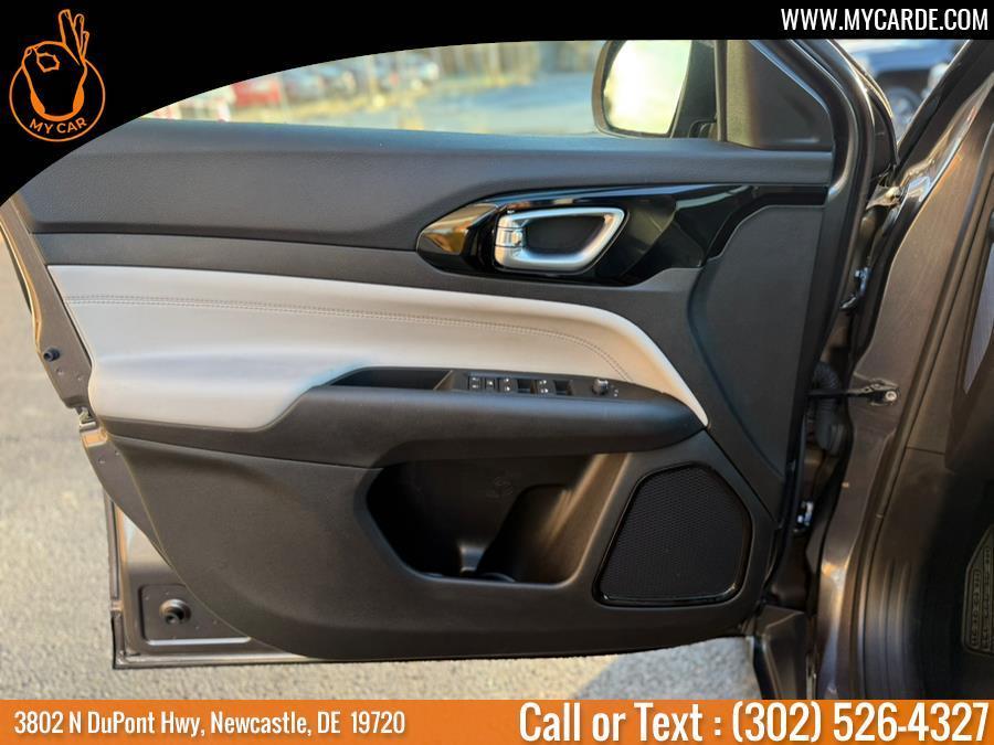 used 2022 Jeep Compass car, priced at $21,944
