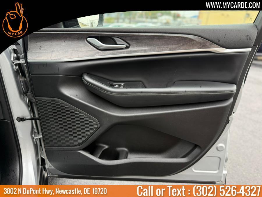 used 2024 Jeep Grand Cherokee L car, priced at $32,957