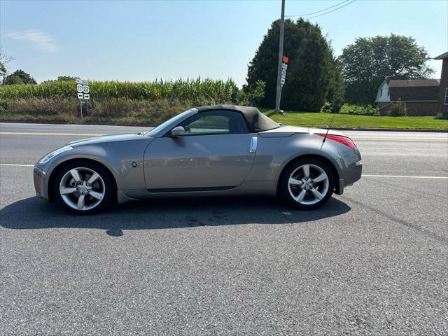 used 2007 Nissan 350Z car, priced at $9,900