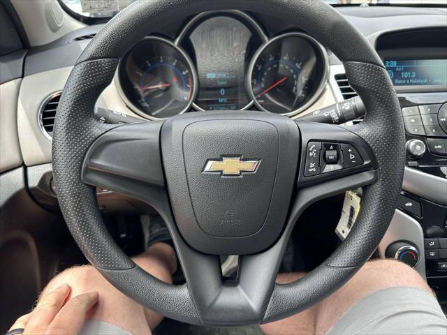 used 2016 Chevrolet Cruze Limited car, priced at $8,500