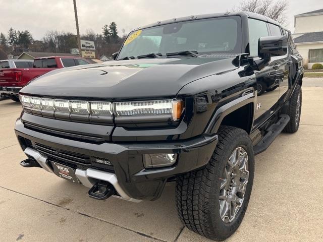 new 2025 GMC HUMMER EV car