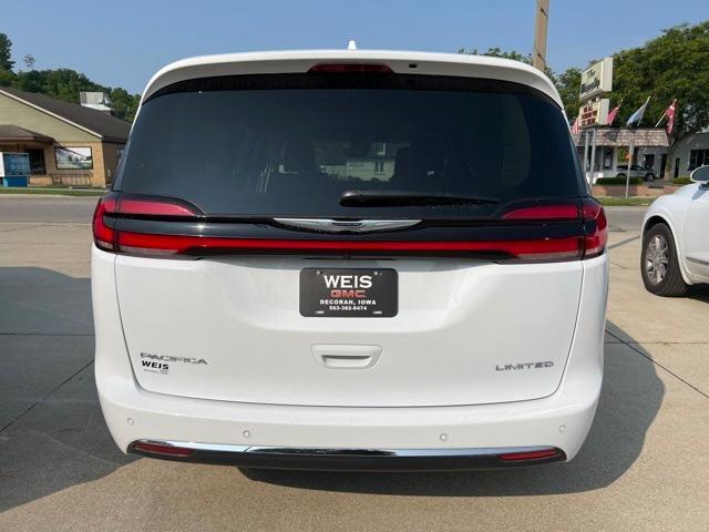 used 2022 Chrysler Pacifica car, priced at $37,600