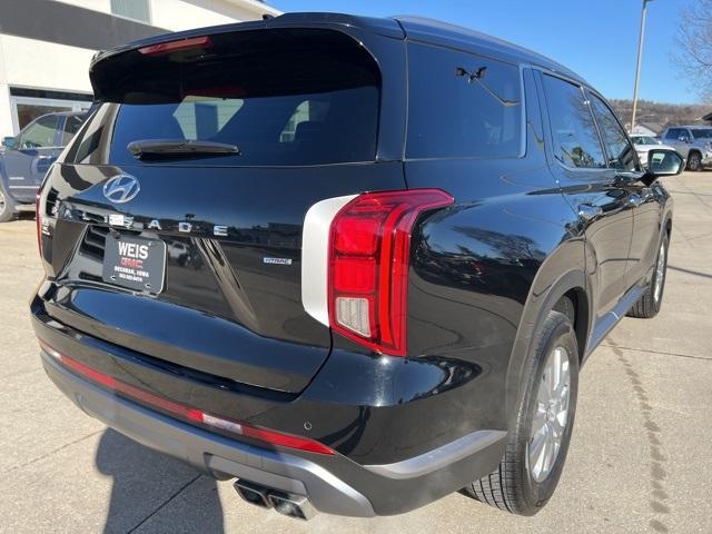 used 2024 Hyundai Palisade car, priced at $35,700