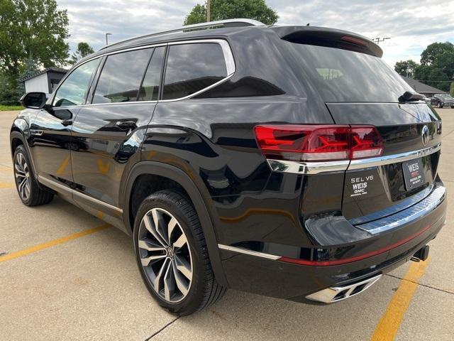 used 2023 Volkswagen Atlas car, priced at $40,000