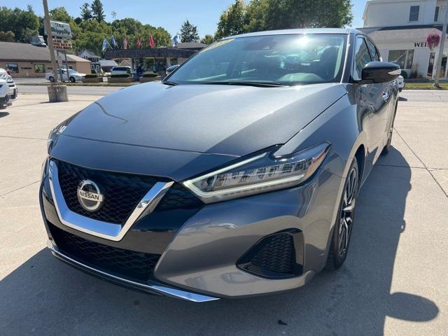 used 2022 Nissan Maxima car, priced at $25,000