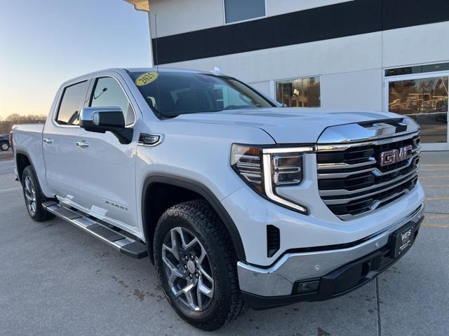 new 2025 GMC Sierra 1500 car, priced at $64,570