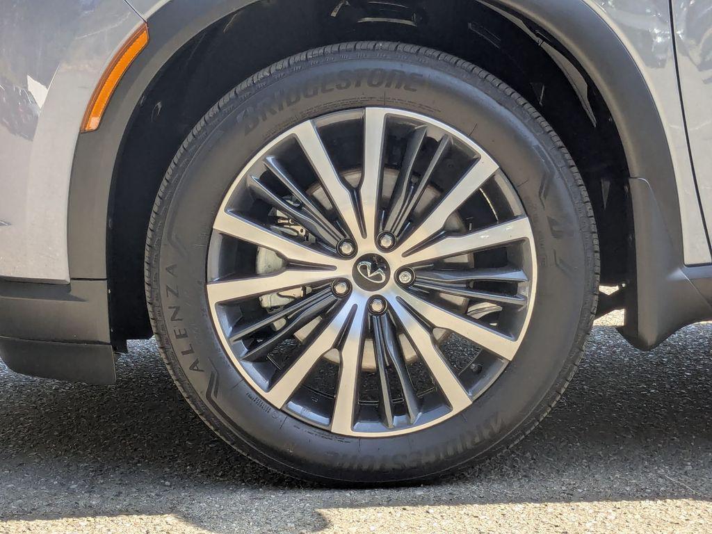 used 2025 INFINITI QX60 car, priced at $51,998