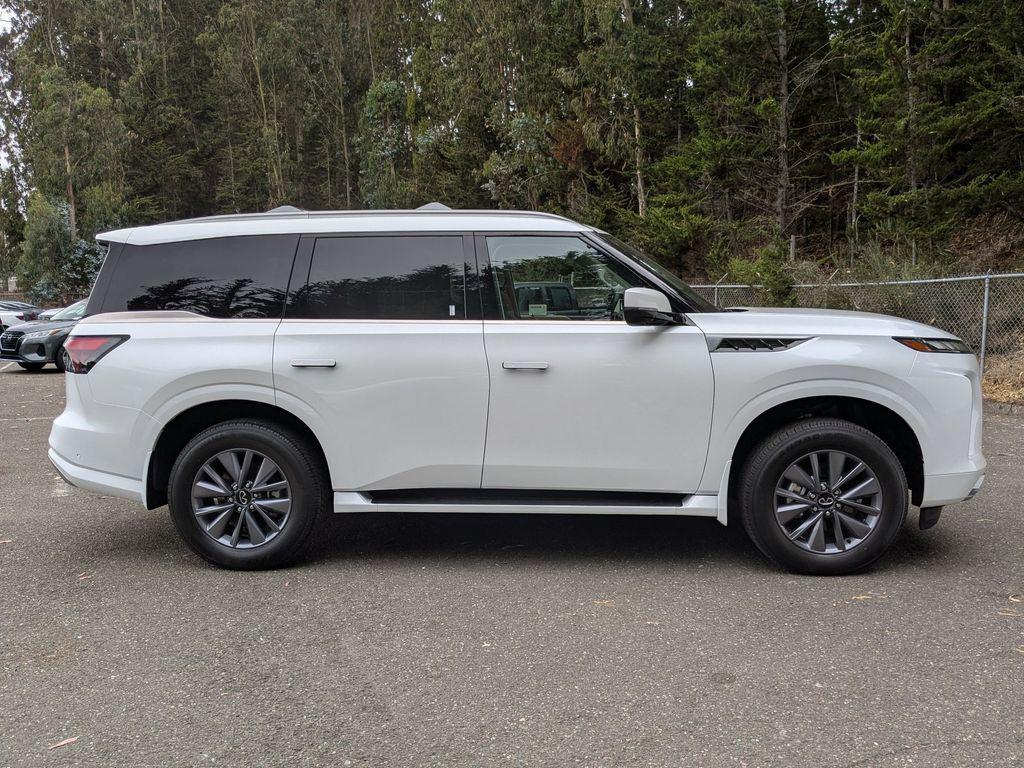 new 2025 INFINITI QX80 car, priced at $83,901