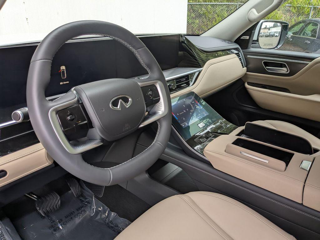 new 2025 INFINITI QX80 car, priced at $83,901