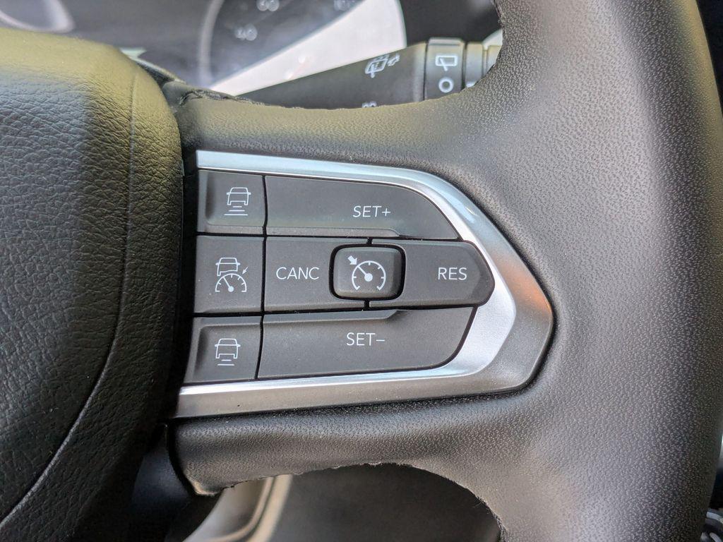 used 2023 Jeep Compass car, priced at $21,388