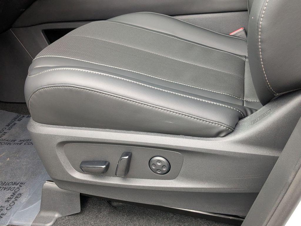 new 2026 INFINITI QX60 car, priced at $61,895