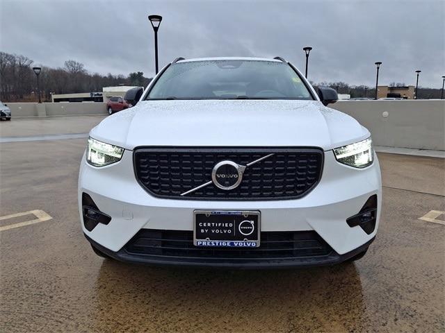 used 2023 Volvo XC40 car, priced at $35,990