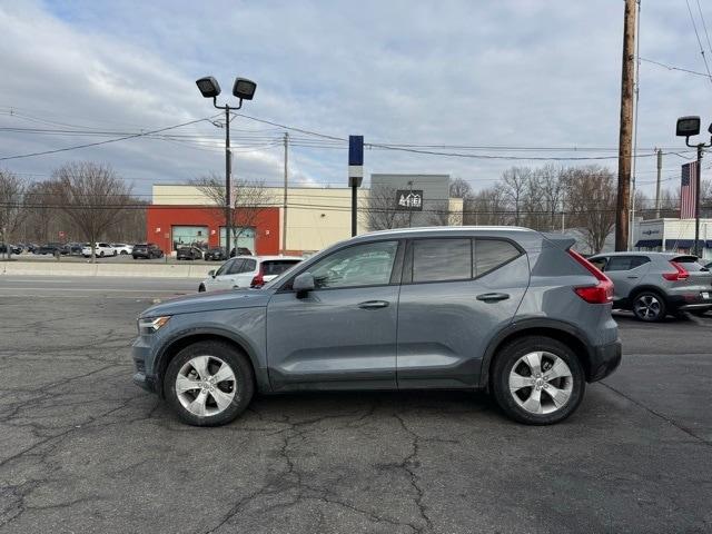 used 2022 Volvo XC40 car, priced at $31,990