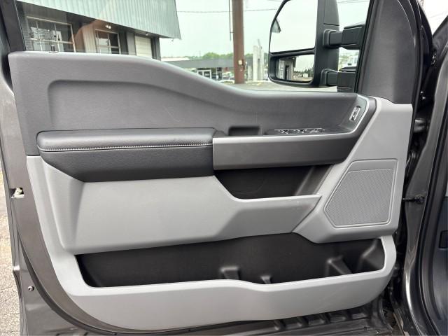 new 2025 Ford F-250 car, priced at $61,808