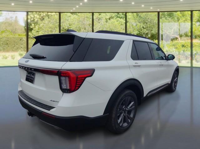 new 2025 Ford Explorer car, priced at $48,184