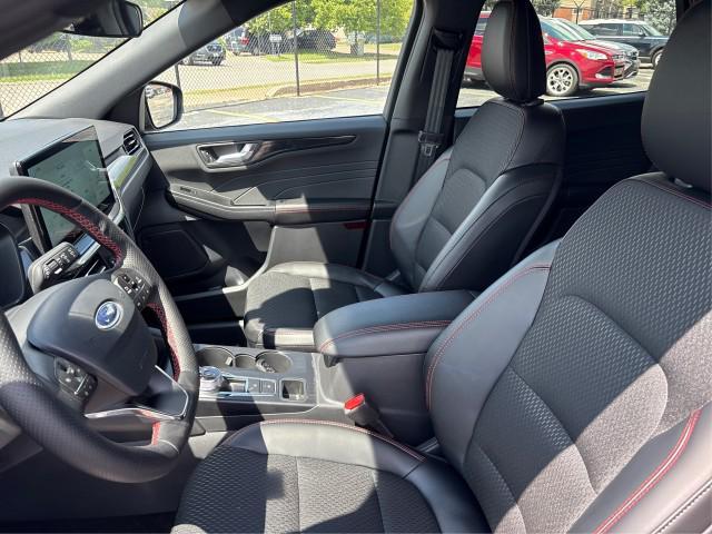 new 2025 Ford Escape car, priced at $35,290