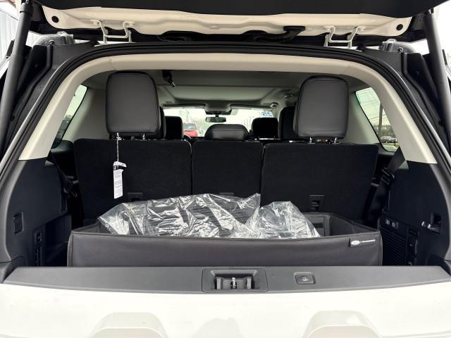 new 2025 Ford Expedition car, priced at $85,345