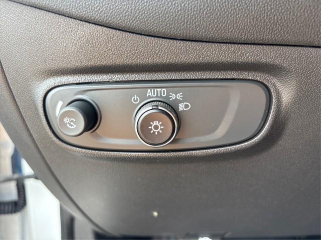 used 2021 Chevrolet Equinox car, priced at $18,444