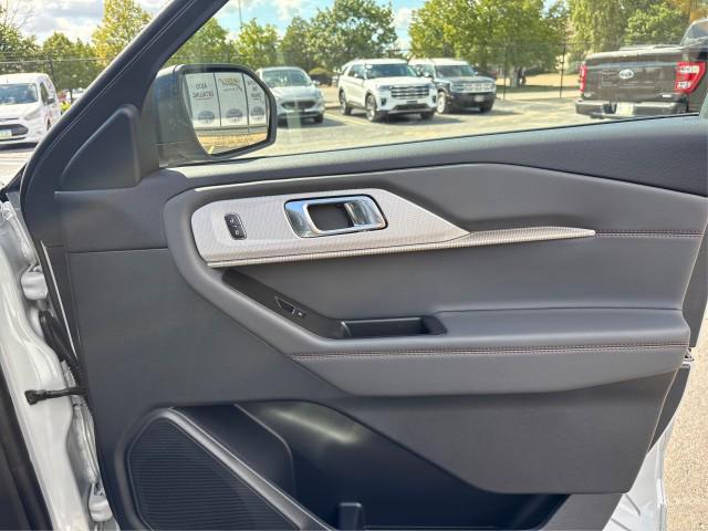 new 2025 Ford Explorer car, priced at $46,899