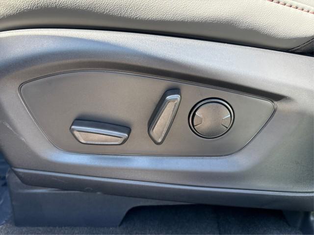 new 2025 Ford Explorer car, priced at $46,899